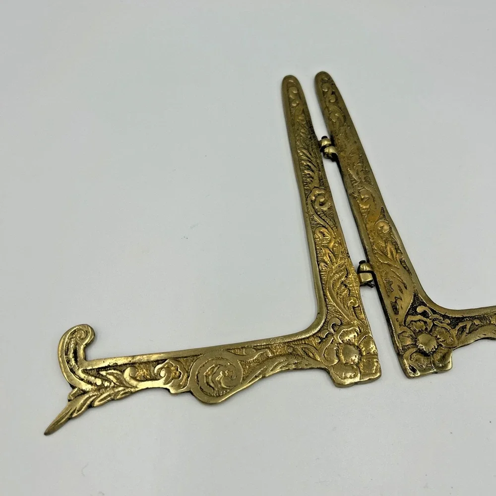 VINTAGE BRASS PICTURE FRAME BOOK HOLDER  ANTIQUE BRASS FRAME HOLDER